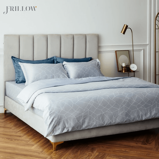 ชุดปลอกผ้านวมและผ้าปูที่นอน ปลอกผ้านวม 100x90 นิ้ว 1ชิ้น FRILLOW รุ่น The Phenomenon สี Flawless Sky 800 เส้นด้าย_1
