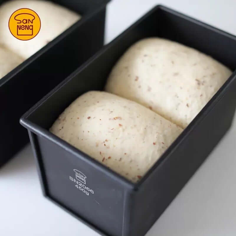 พิมพ์อบขนมปังนอนสติ๊ก Sanneng SN2066 ขนาด 450 กรัม
