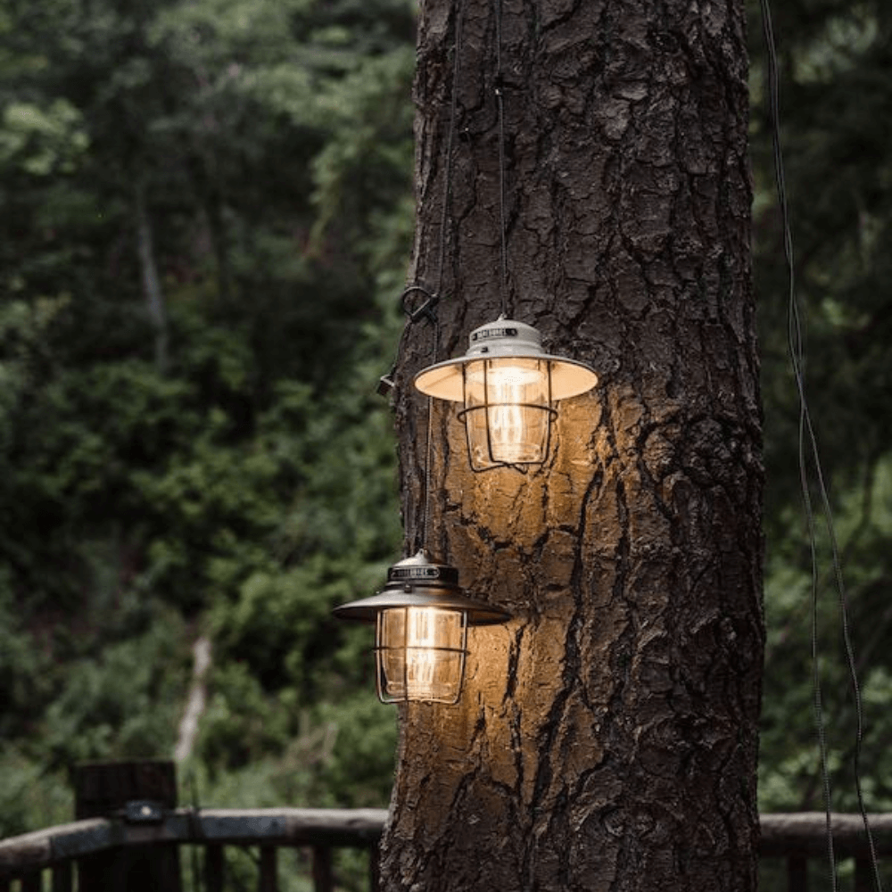 โคมไฟแขวน Outpost Barebones สีขาว