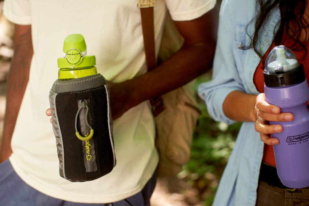 ปลอกใส่ขวดน้ำ NALGENE แบบถือด้วยมือ สีเทา