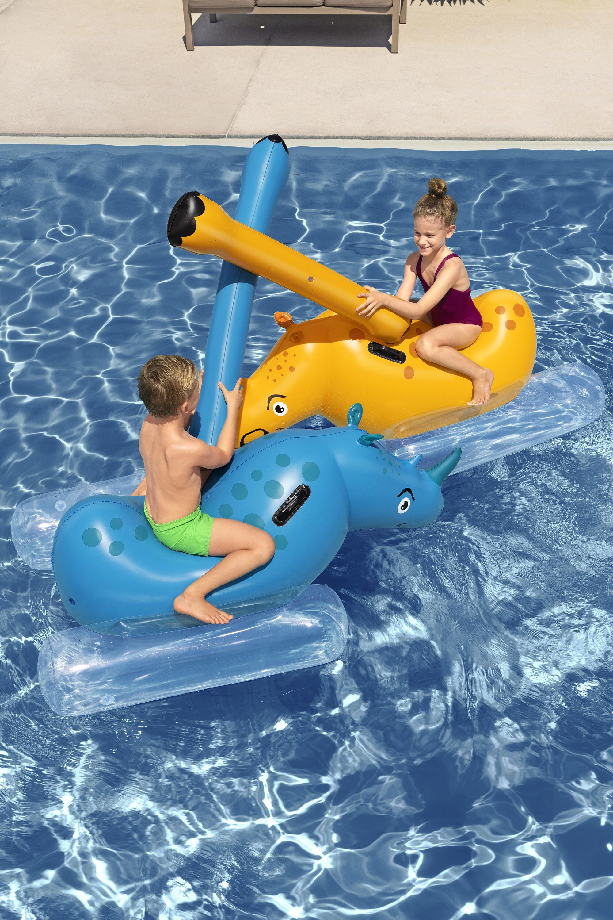 เครื่องเล่นแพลอยน้ำ BESTWAY 41522 ลายแรด 153 X 77 ซม. 2 ชิ้น