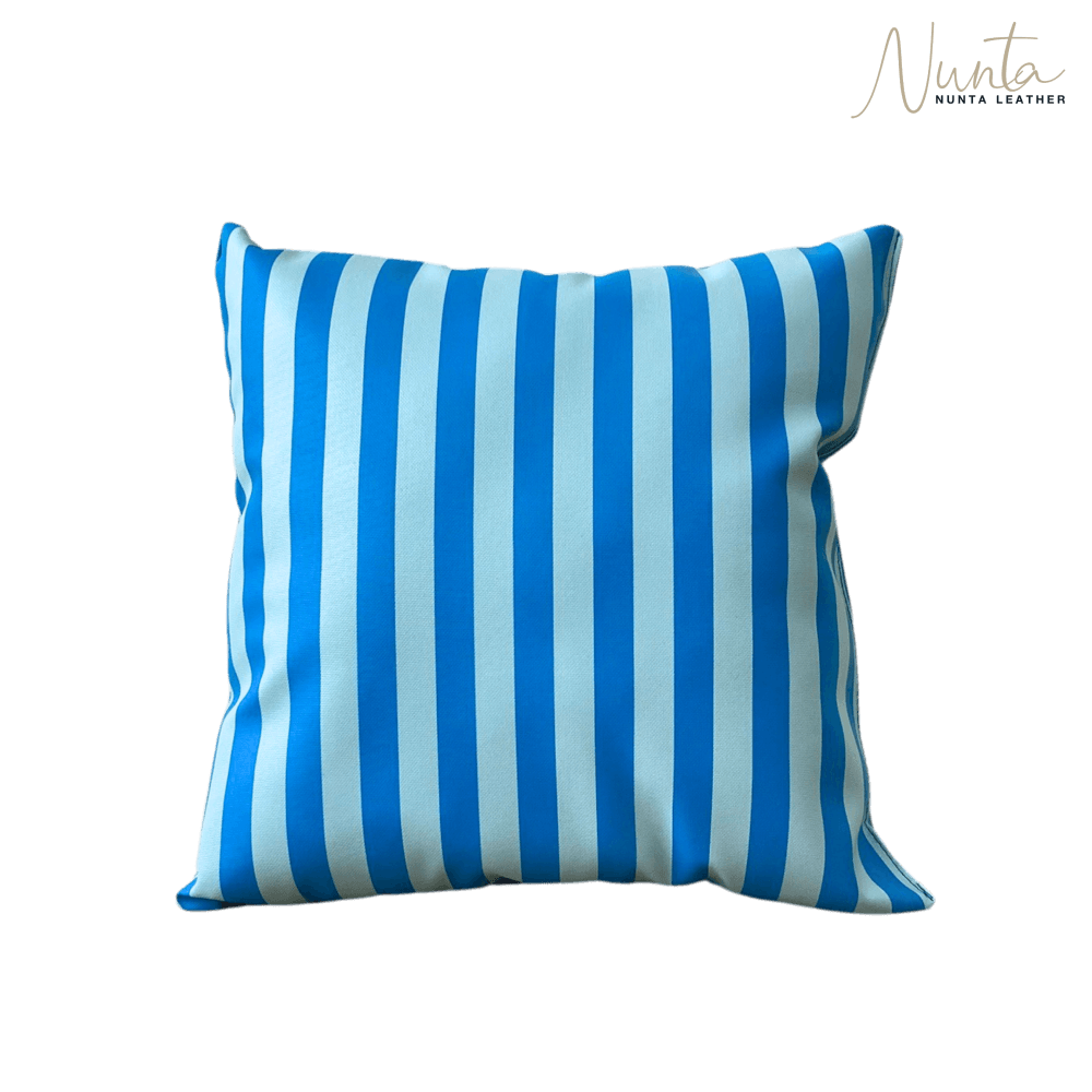 หมอนพิง Nunta Leather รุ่น Sunkissed Size: 20x20 นิ้ว สีฟ้าเข้ม-ฟ้าอ่อน