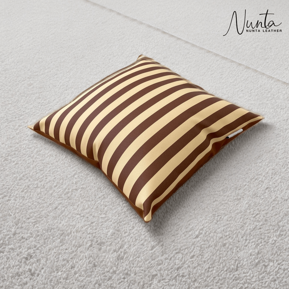 หมอนพิง Nunta Leather รุ่น Sunkissed Size: 20x20 นิ้ว สีครีม-ตาล