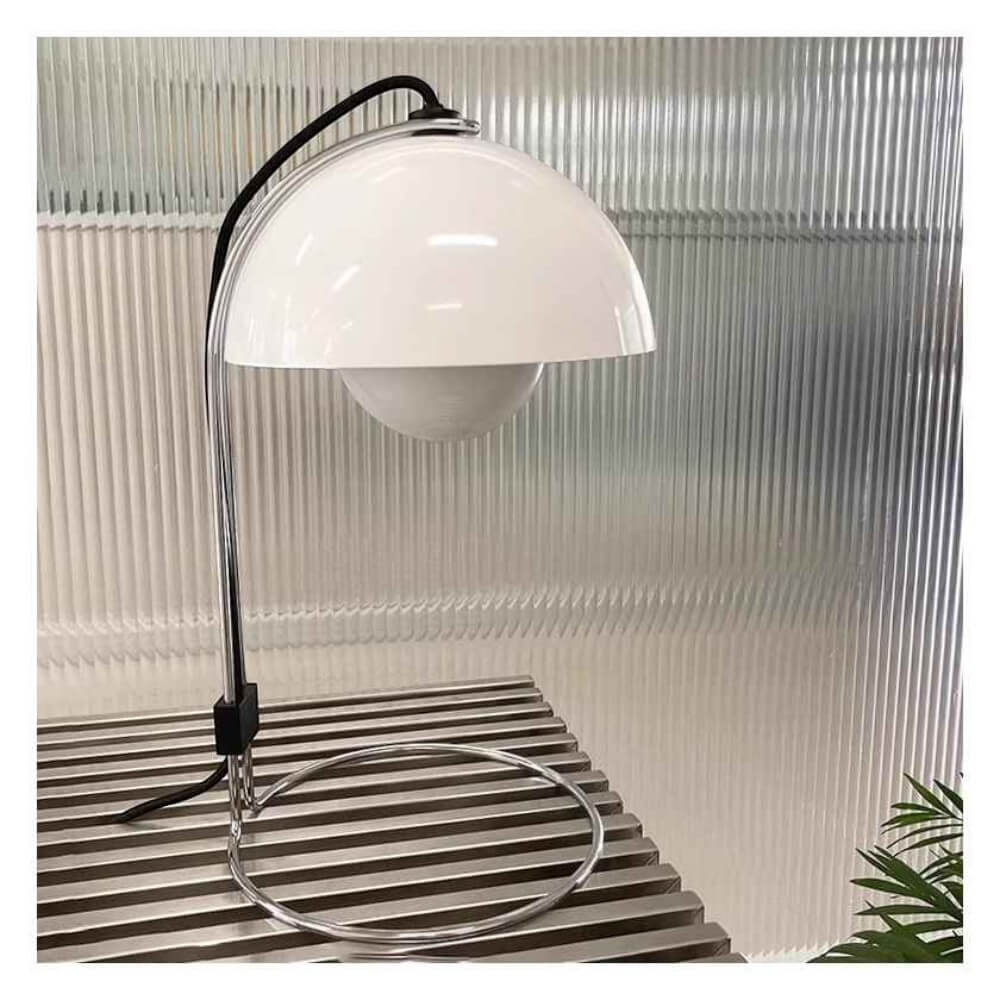 โคมไฟตั้งโต๊ะ YFACTORY LT122583 ขนาด 23x35x42 ซม. สีขาว
