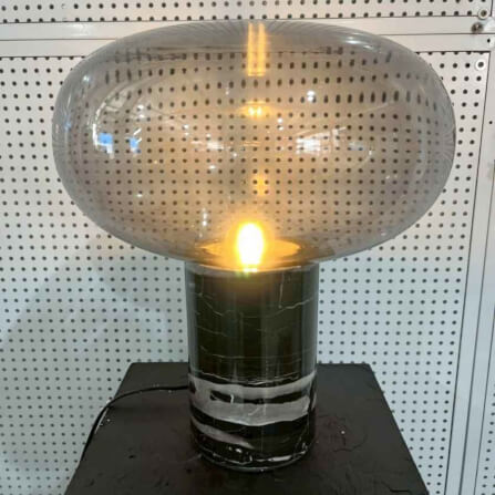 โคมไฟตั้งโต๊ะ YFACTORY รุ่น LT102232 ขนาด 32x32x38 ซม. แก้วสีเทาควันบุหรี่_2