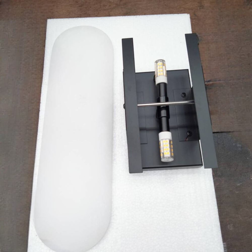 ไฟกิ่งภายใน Yfactory  LW007951 ขนาด 10x8x35 ซม. สีดำ