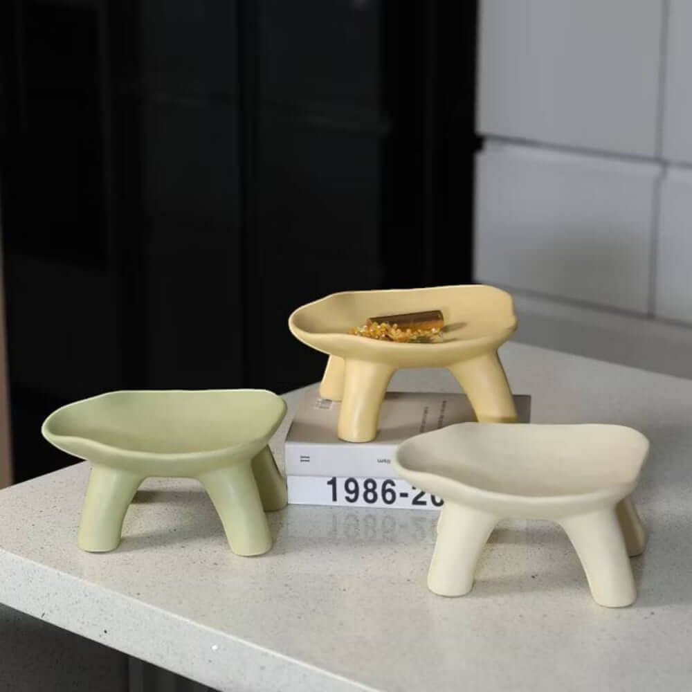 จานตกแต่งบ้าน YFACTORY ST112786 ขนาด 21X19X10 ซม. สีขาวนม