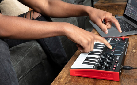 มิดี้คอนโทรลเลอร์ AKAI MPK MINI MK3  คีย์บอร์ด 25 คีย์ (สีดำ)_2