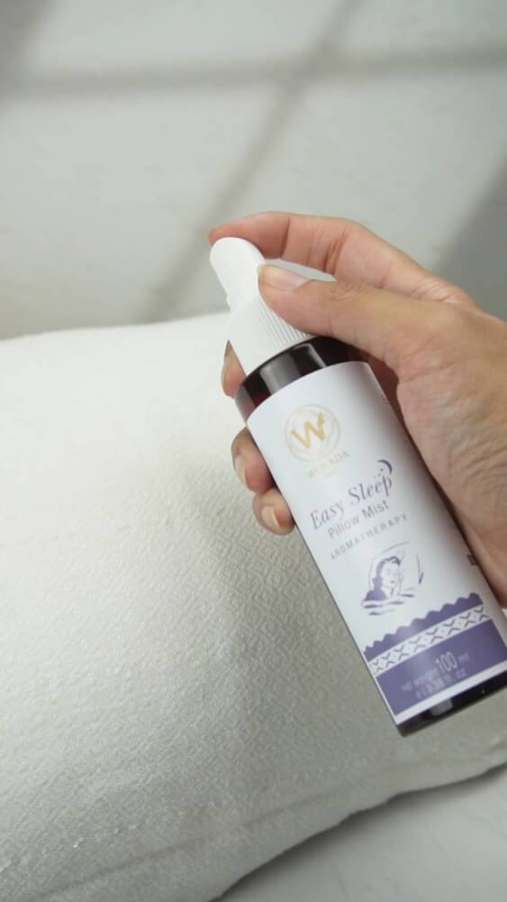 สเปรย์ฉีดหมอน วรดา ปริมาณ 100 ml.