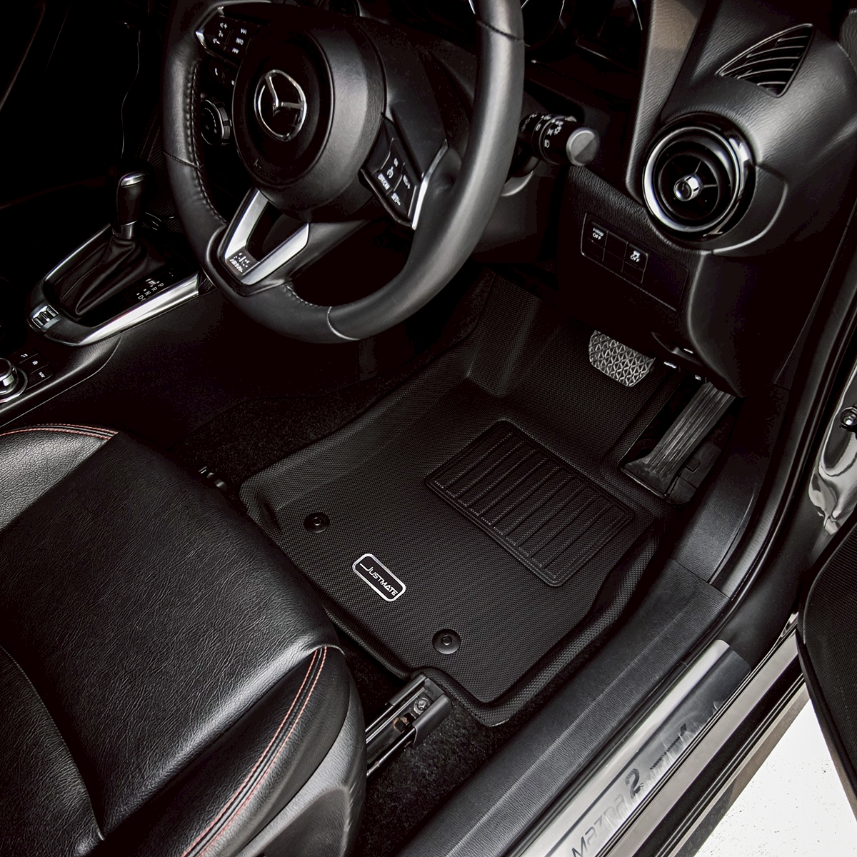 พรมปูพื้นรถยนต์ JUSTMATE MAZDA 2 2015-2025_2