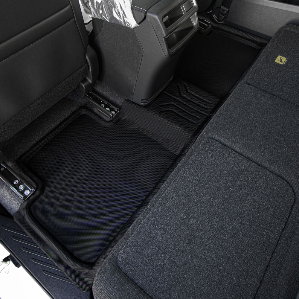 พรมปูพื้นรถยนต์ JUSTMATE ISUZU DMAX CAB 2020-2025