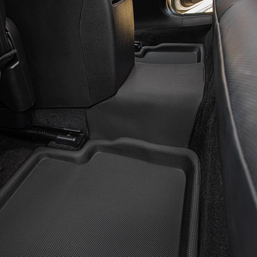 พรมปูพื้นรถยนต์ JUSTMATE MAZDA 3 2019-2024