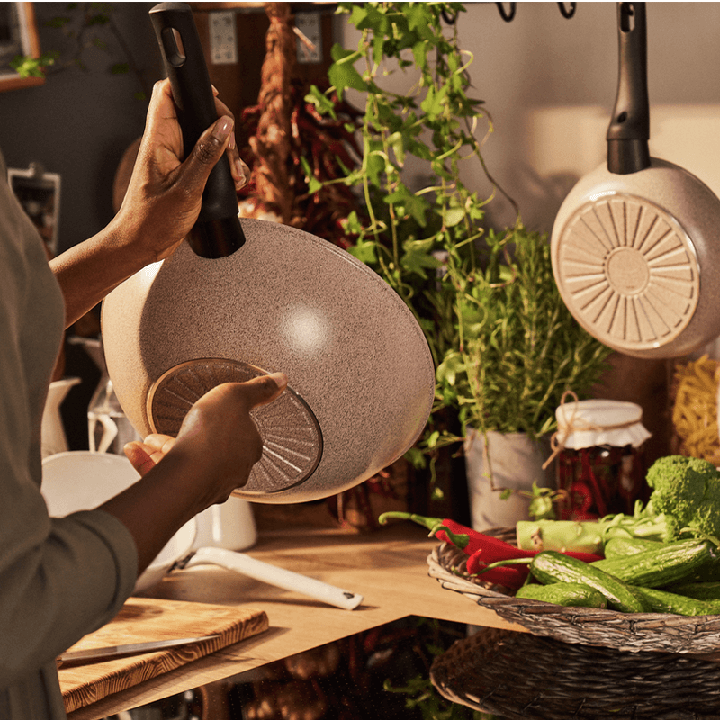 กระทะวอค ลึก 28 ซม. BALLARINI LEDRO เคลือบเซรามิก N10112