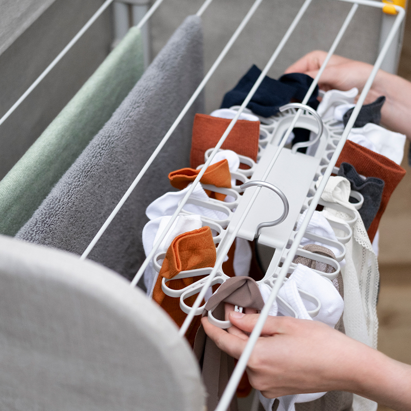 ราวตากผ้าแบบหนีบ 32 ชิ้น Joseph Joseph รุ่น Petal สี Ecru N50052_2