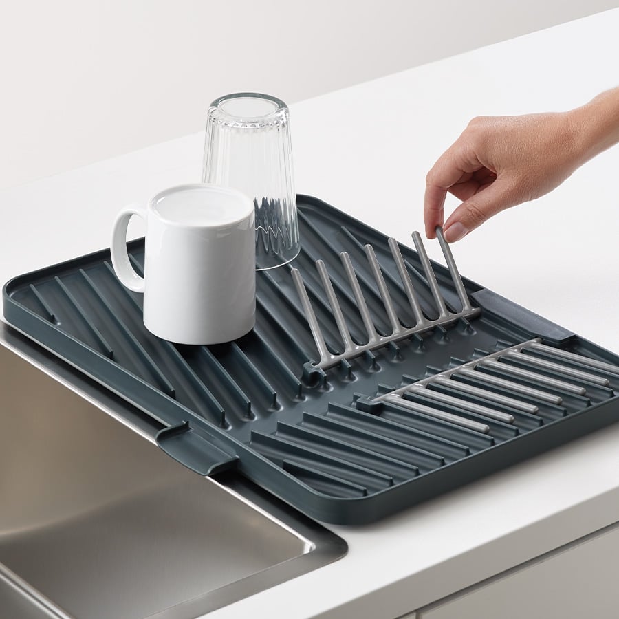ถาดตากภาชนะพร้อมที่กั้น Joseph Joseph รุ่น Flip-Up สามารถระบายน้ำได้ในตัว สีเทา N85139_2