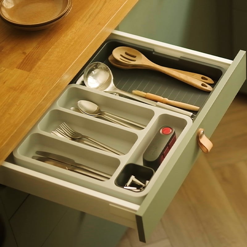 อุปกรณ์จัดเก็บช้อน ส้อม แบบปรับขนาด Joseph Joseph รุ่น DrawerStore สามารถใส่ในลิ้นชักได้ สีเทา N85042_3