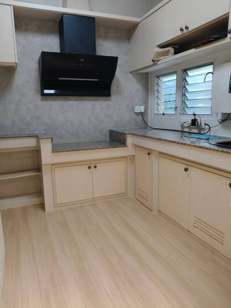 ผนังครัว WORIA FUKUVI 910 X 2420 MM. (CAST GRAY) กันความร้อน กันรอยขีดข่วนและกันคราบน้ำมัน