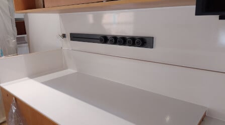ผนังครัว กันความร้อน กันรอยขีดข่วนและกันคราบน้ำมัน (PB) 910 X 2420 MM._4