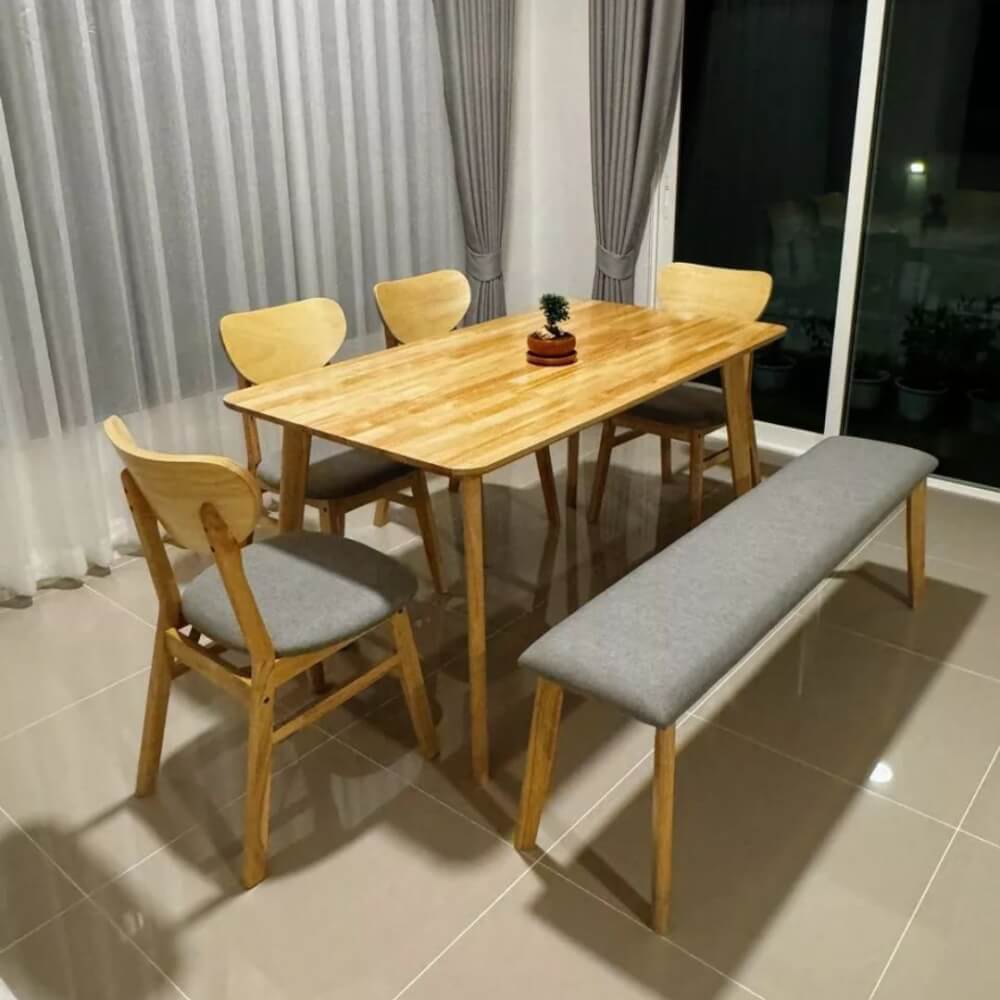 ชุดโต๊ะอาหาร 6 ที่นั่ง EVERGREEN FURNITURE เบาะผ้าสีเทา สีไม้ธรรมชาติ