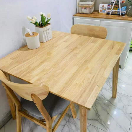 ชุดโต๊ะอาหาร 2 ที่นั่ง EVERGREEN FURNITURE เบาะผ้าสีเทา สีไม้ธรรมชาติ_2