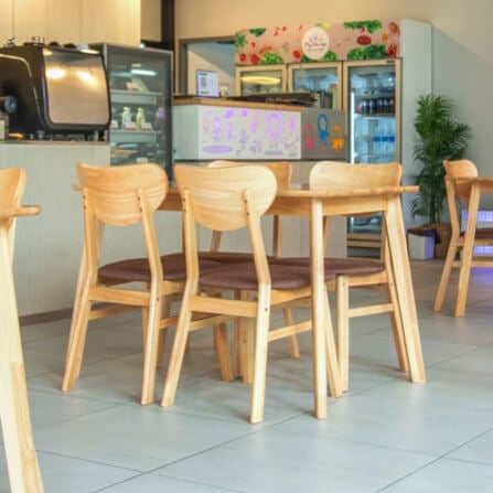 ชุดโต๊ะอาหาร 4 ที่นั่ง EVERGREEN FURNITURE สีไม้ธรรมชาติ  เบาะผ้าสีน้ำตาล_4