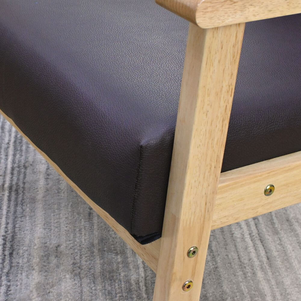โซฟาไม้ยางพารา 3 ที่นั่ง EVERGREEN FURNITURE S-C-03 150*62*72 ไม้สีธรรมชาติ เบาะหนังสีกรม