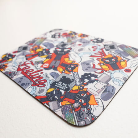 แผ่นรองเมาส์เกมมิ่ง ONIKUMA STICKER BOMB GAMING MOUSEPAD - สีขาว_3