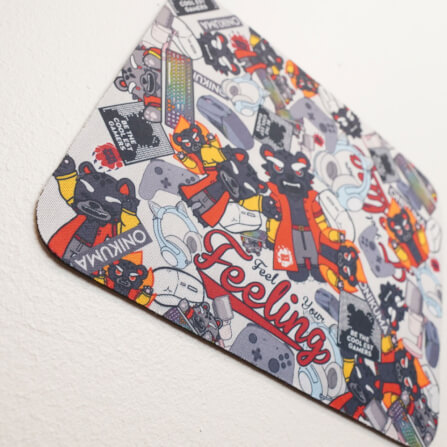 แผ่นรองเมาส์เกมมิ่ง ONIKUMA STICKER BOMB GAMING MOUSEPAD - สีขาว_6