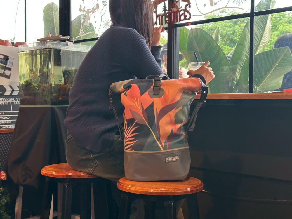 กระเป๋าเป้ผ้ากันฝน FEELFREE DRY TANK  TROPICAL 12 L สี SAVANNA BLOOM