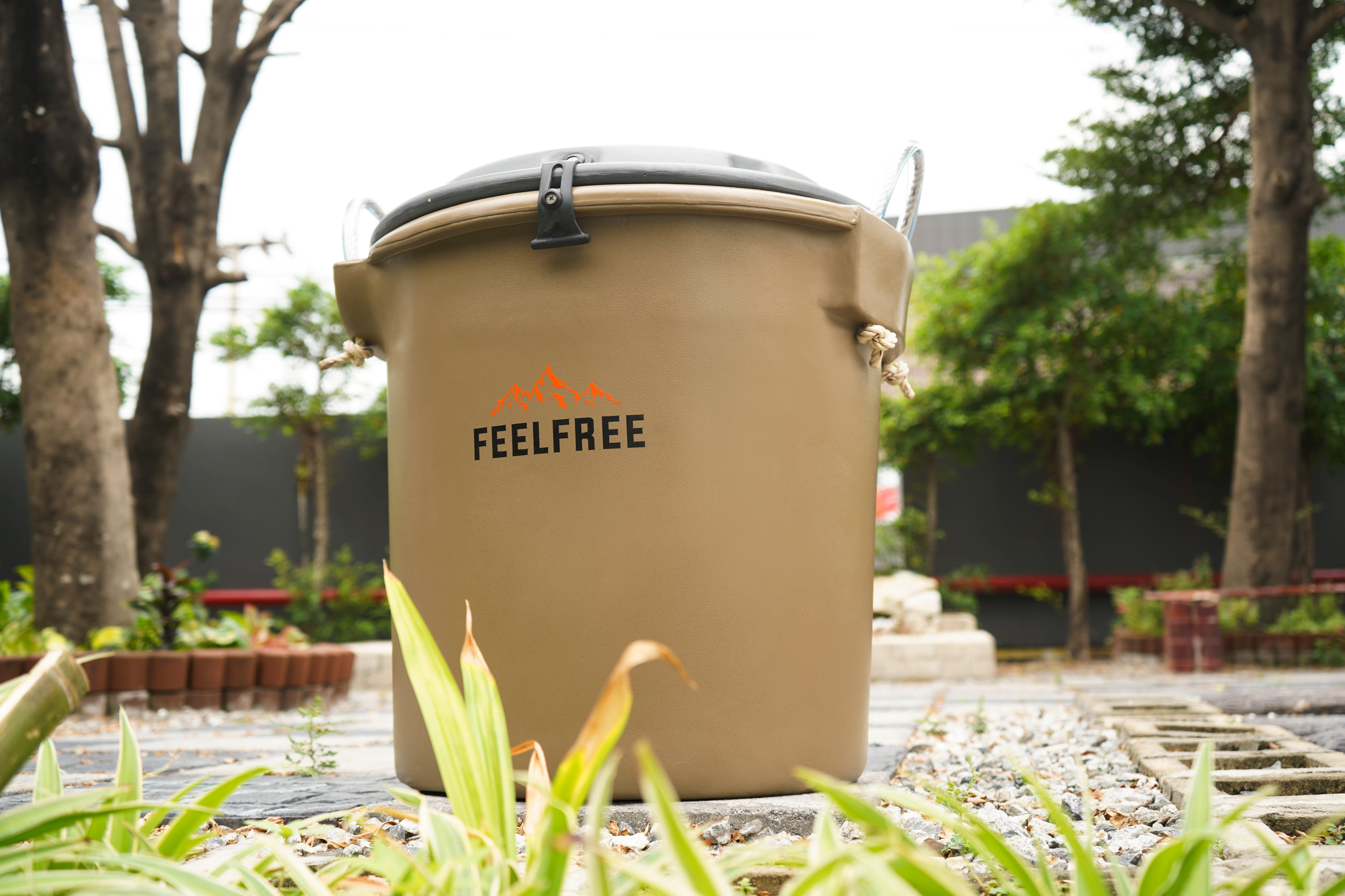 ถังน้ำแข็งเก็บความเย็น FEELFREE INNER BIN ความจุ 50L สีน้ำตาล_1