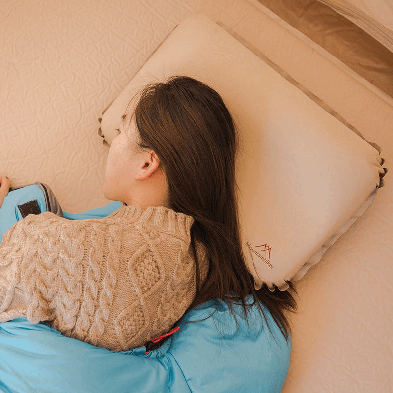 หมอนเป่าลม MOUNTAINHIKER สีเบจ