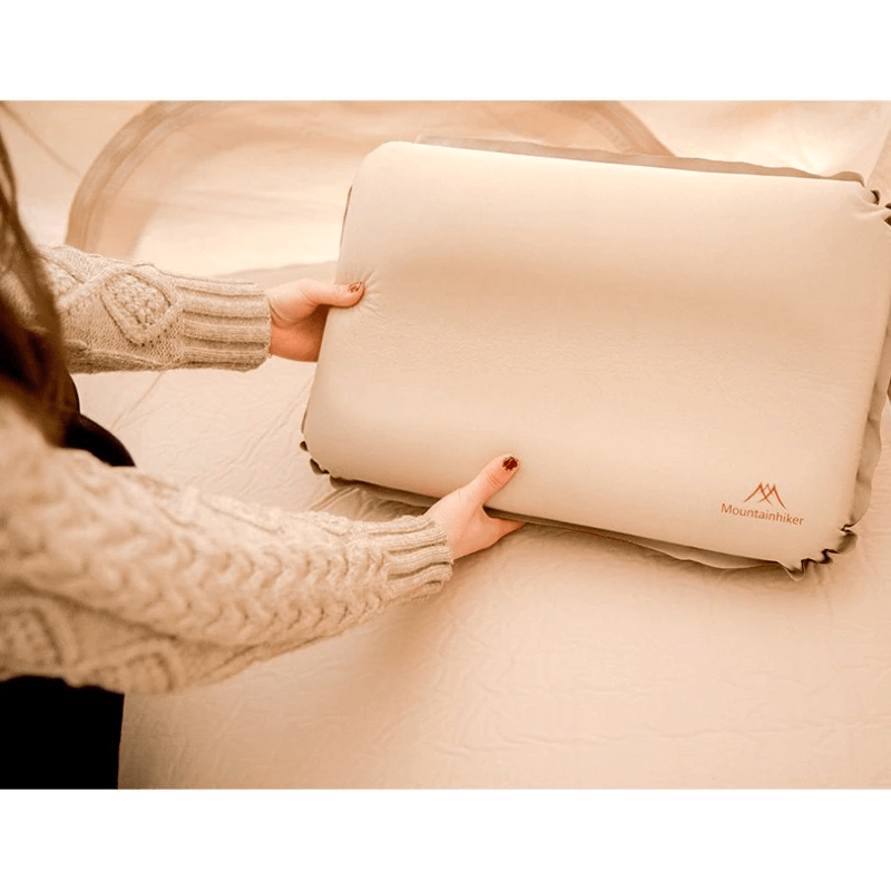 หมอนเป่าลม MOUNTAINHIKER สีเบจ