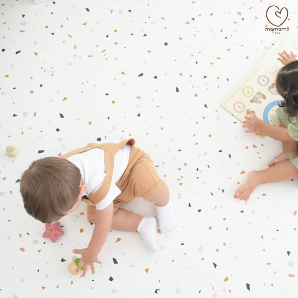แผ่นรองคลาน จิ๊กซอว์ MAMAMO ลาย PASTEL TERRAZZO เซต 6 แผ่น หนา 1.2 CM. เกรดพรีเมี่ยม แผ่นใหญ่ มีขอบปิด แถมฟรี ถุงซิปพกพา พร้อมส่ง_2