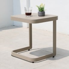โต๊ะข้างอลูมิเนียม COCOLUXE รุ่น AQUA SIDE A สีเบจ