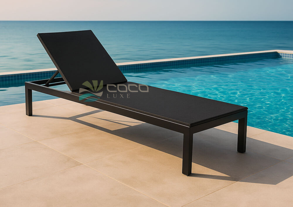 เตียงริมสระหวายเทียม COCOLUXE AQUA BREEZE RATTAN BLACK