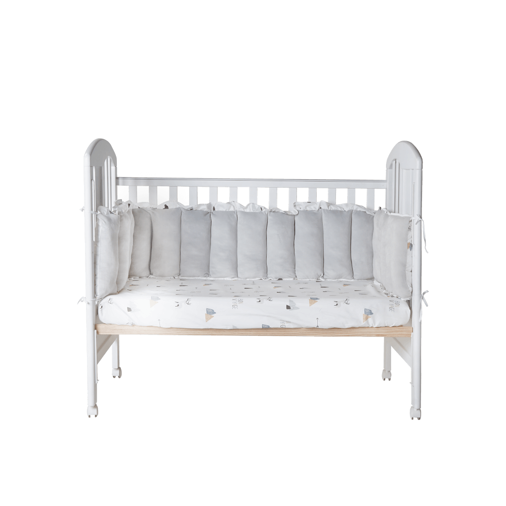 เตียงนอนเด็กไม้สนนิวซีแลนด์ CAMERA รุ่น WINTER COT สีขาว ปรับระดับได้