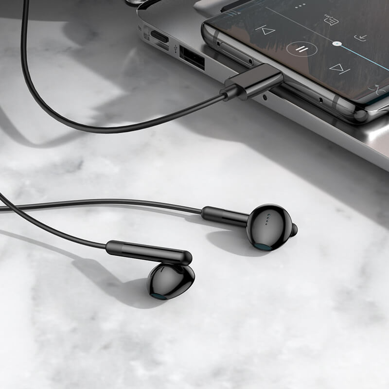 หูฟัง HOCO M93 สาย USB-C สีดำ ไมโครโฟนในตัว พร้อมปุ่มคอนโทรล