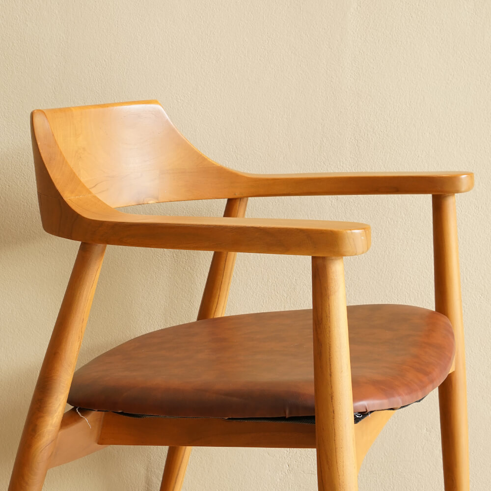 เก้าอี้ทานข้าว ARTIWOOD รุ่น CM01 ไม้สักแท้เบาะหนังพรีเมียม_6