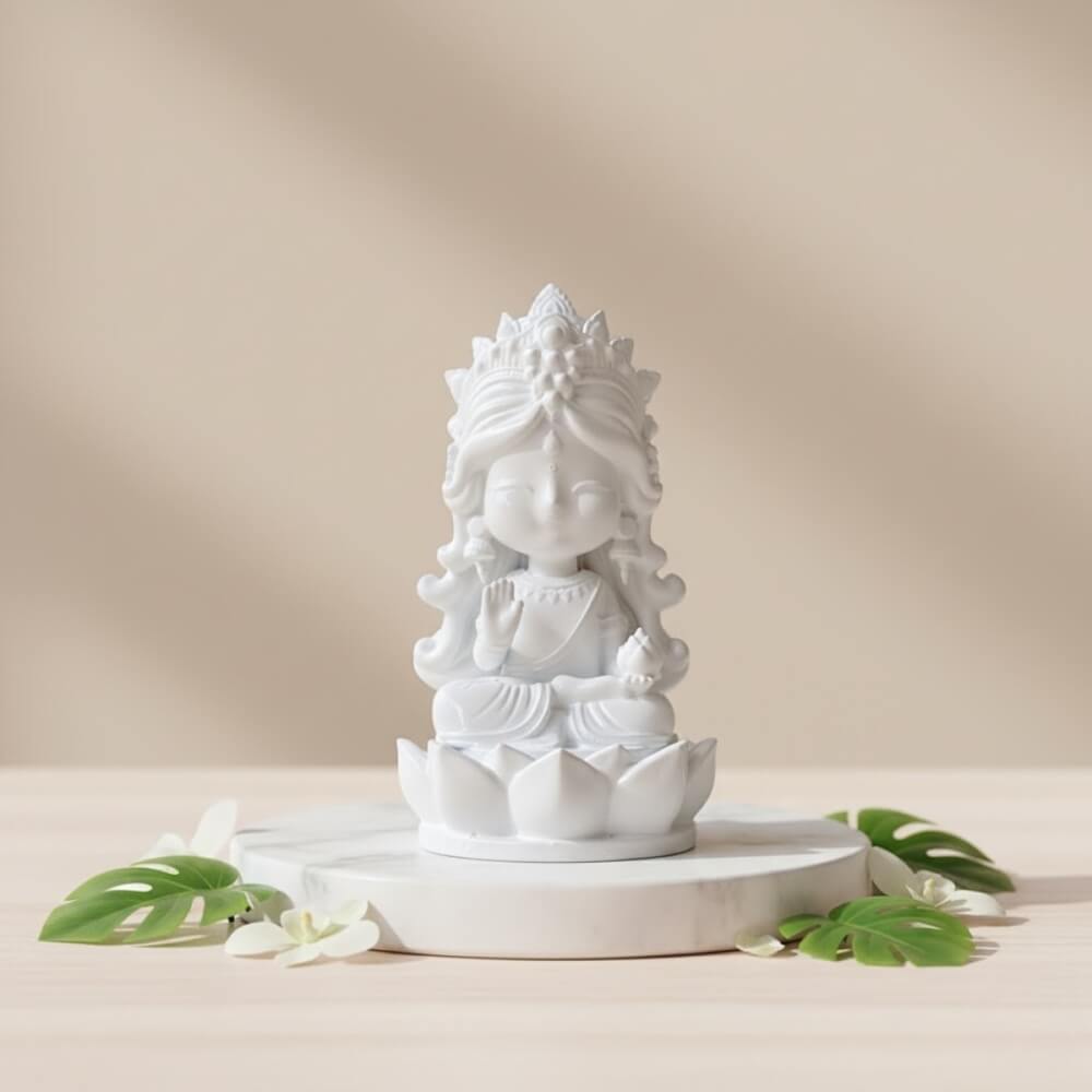 พระแม่ลักษมี ปางประทานพร KAF AT-02 รุ่นทิพยธารา สูง 9 ซม. สีขาวรัศมี