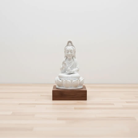 เจ้าแม่กวนอิมจิ๋ว KAF AT-07 รุ่นเมตตาธารา สูง 5 ซม. ขาวศานติ_6