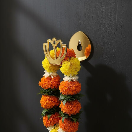 ที่แขวนพวงมาลัยติดผนัง KAF รุ่น ML01 ทรงดอกบัว สีทอง_3