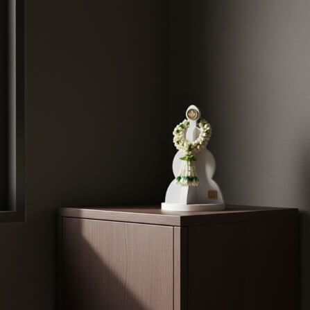 ที่แขวนพวงมาลัยตั้งโต๊ะมินิมอล KAF รุ่น MT02 ลายต้นโพธิ์ ทรงพานพุ่ม_3