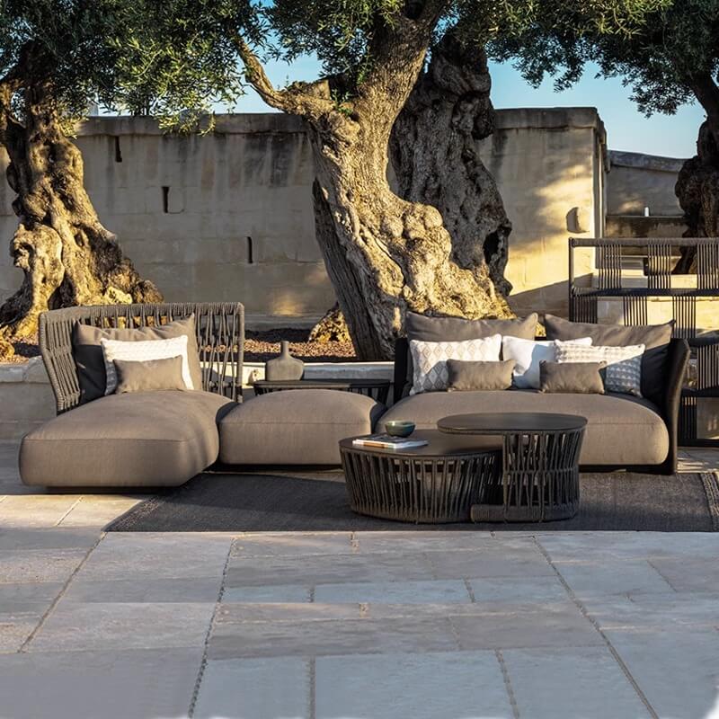 เตียงริมสระ หวายPE BUNISE รุ่น RAVELLO ขนาด 130&times;72&times;82 ซม. สีเทา