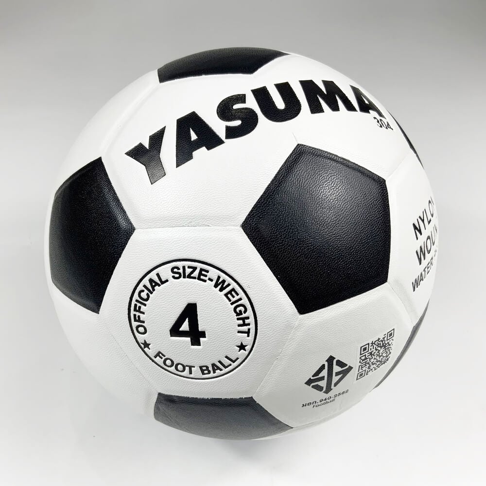ฟุตบอล YASUMA หนังอัด PVC ทนปูน มีมอก. สีขาวดำ เบอร์ 4
