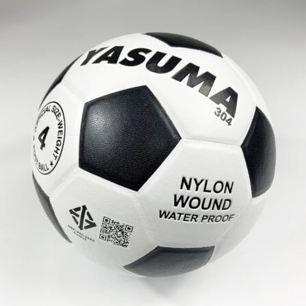 ฟุตบอล YASUMA หนังอัด PVC ทนปูน มีมอก. สีขาวดำ เบอร์ 4_2