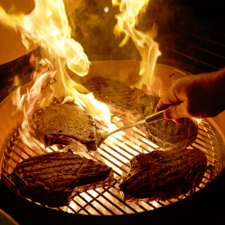 เตาถ่านบาร์บีคิว KINGBE KAMADO 18 นิ้ว สีแดง_4