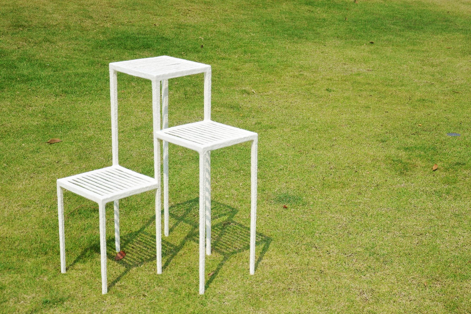 ชั้นวางกระถางชั้นต้นไม้ 3 ชั้น INGFAH PATIO & OUTDOOR FURNITURE รุ่น POTTER COLLECTION สีขาวงาช้าง_4