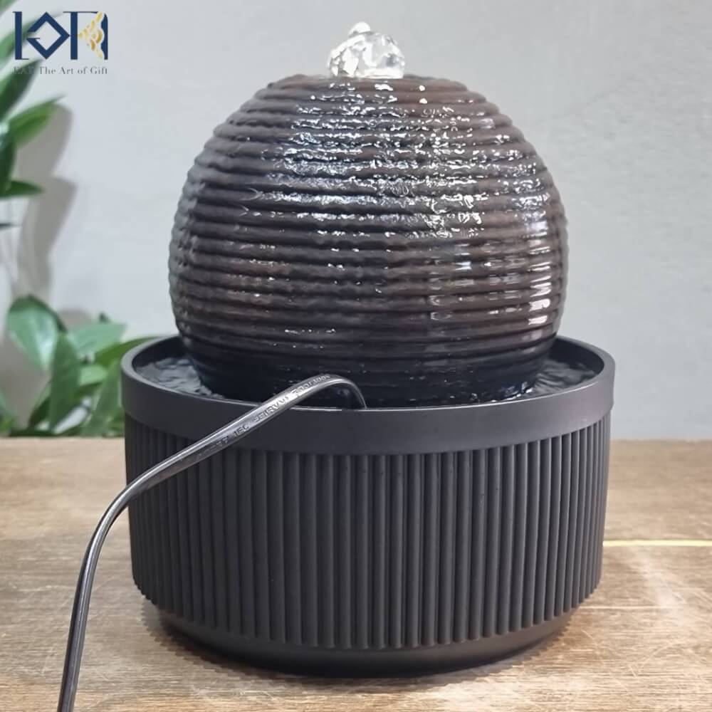 น้ำพุตั้งโต๊ะเสริมฮวงจุ้ย EAKGIFT รุ่น 24100L