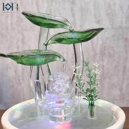 น้ำพุตั้งโต๊ะเสริมฮวงจุ้ย EAKGIFT รุ่น99031G สไตล์โมเดิร์นใบแก้วสีเขียวมรกต_4