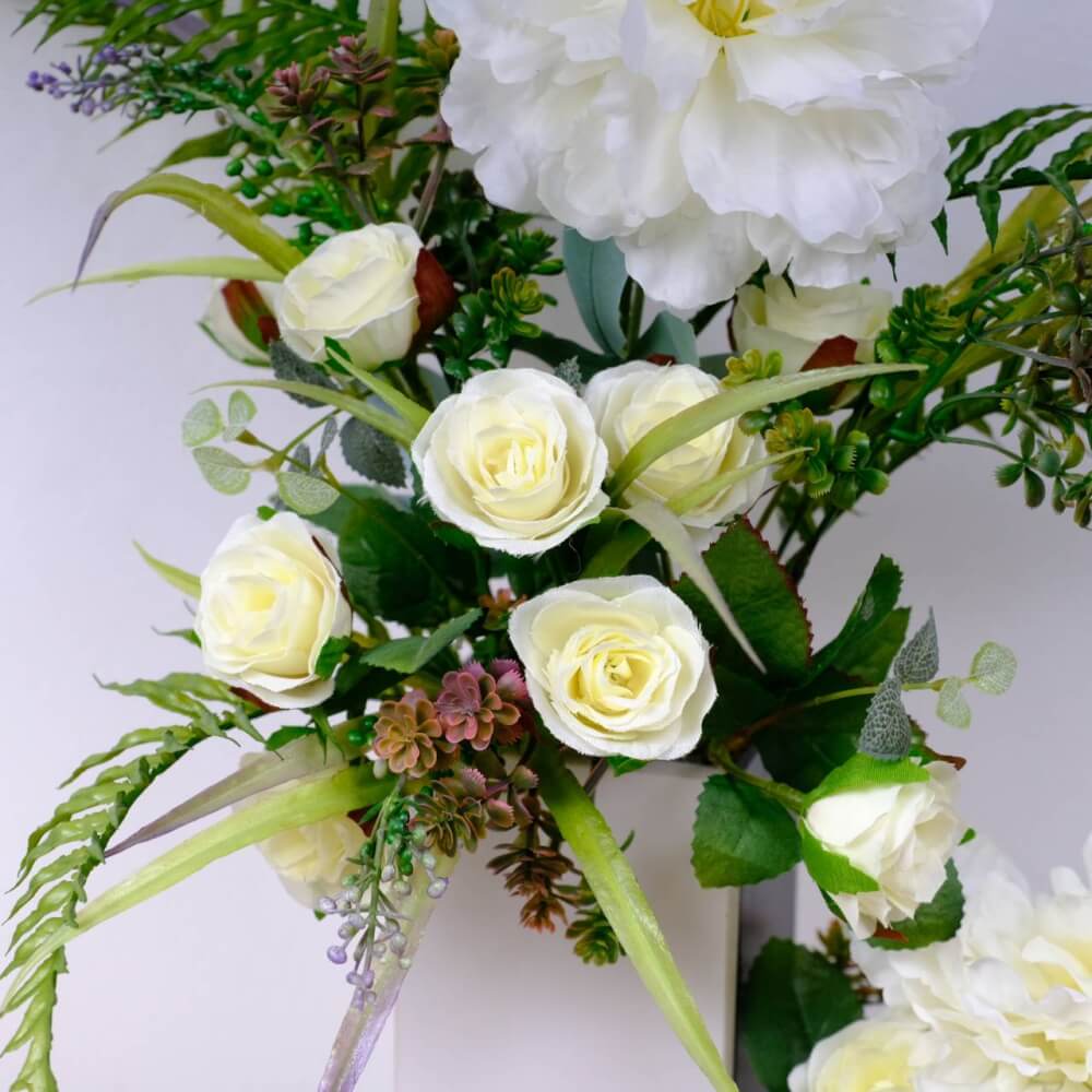 ดอกพีโอนี่ประดิษฐ์ผ้าในแจกัน JGLORYFLOWER สีขาว